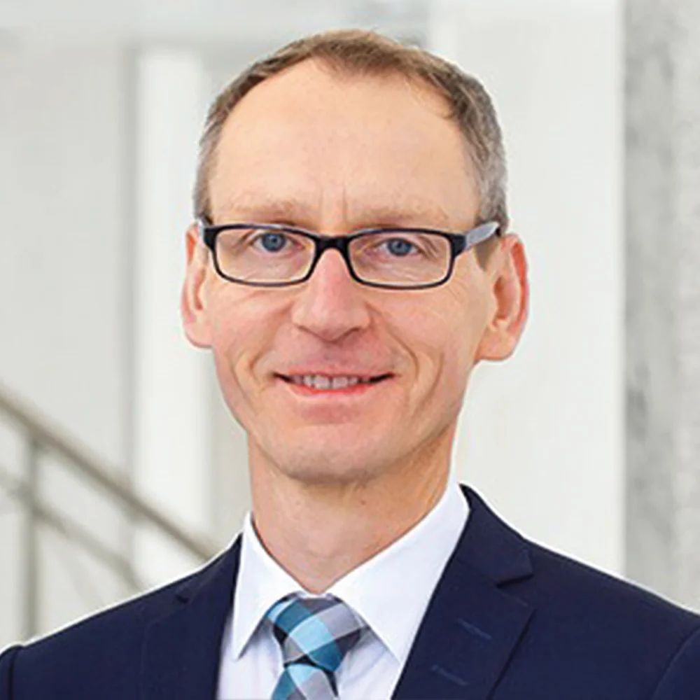 Ansprechpartner Senior Key Account Management – Vertrieb Bogenoffset Udo Göke Strube Druck & Medien